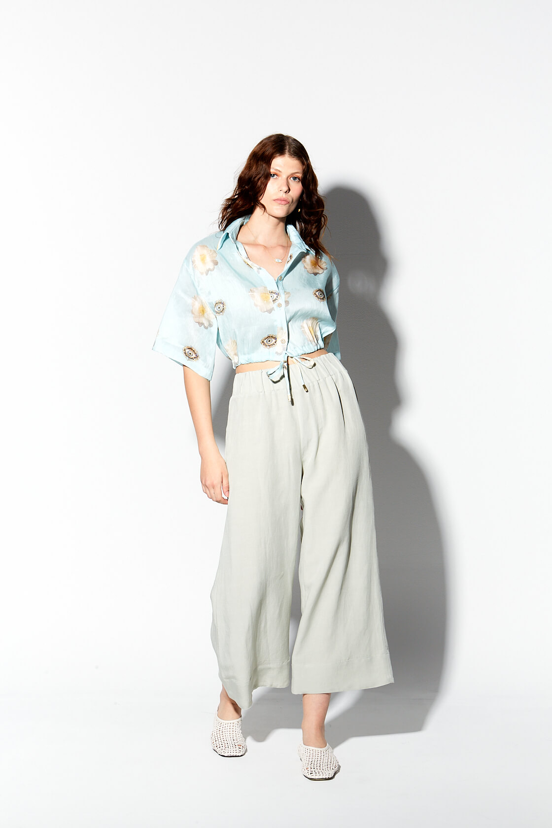 cropped shirt