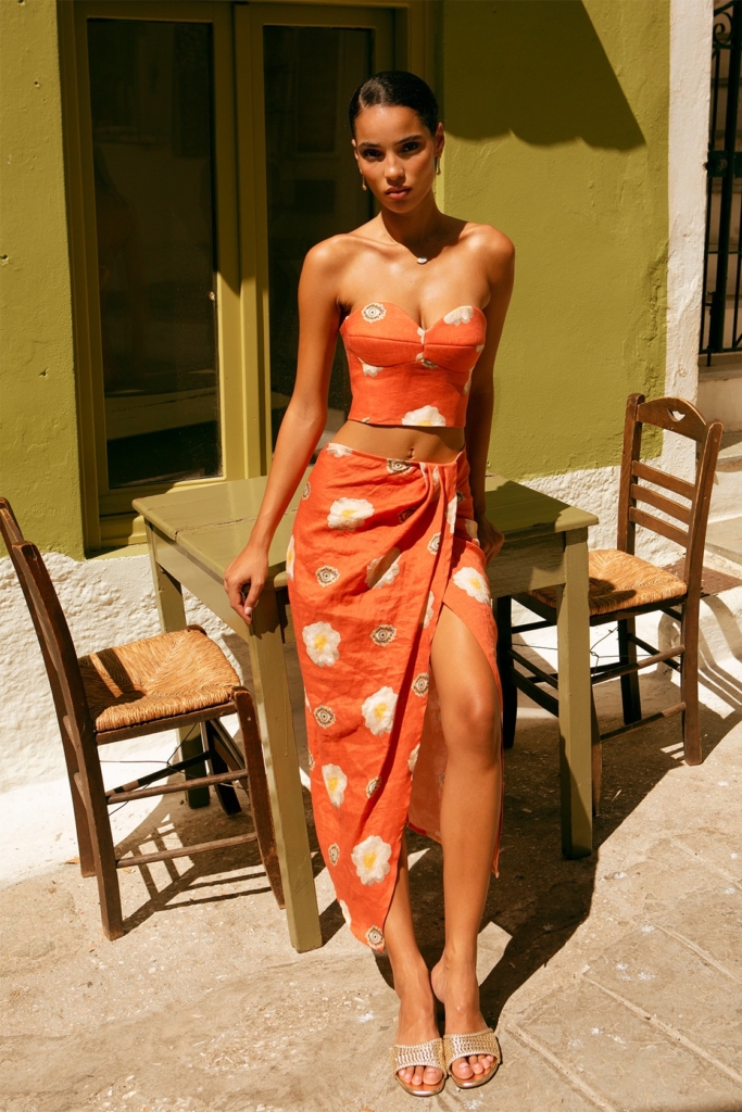 TOP-0107P, SKRT-0030P 1 REPLACE Phaidra printed bustier top Melia printed linen skirt