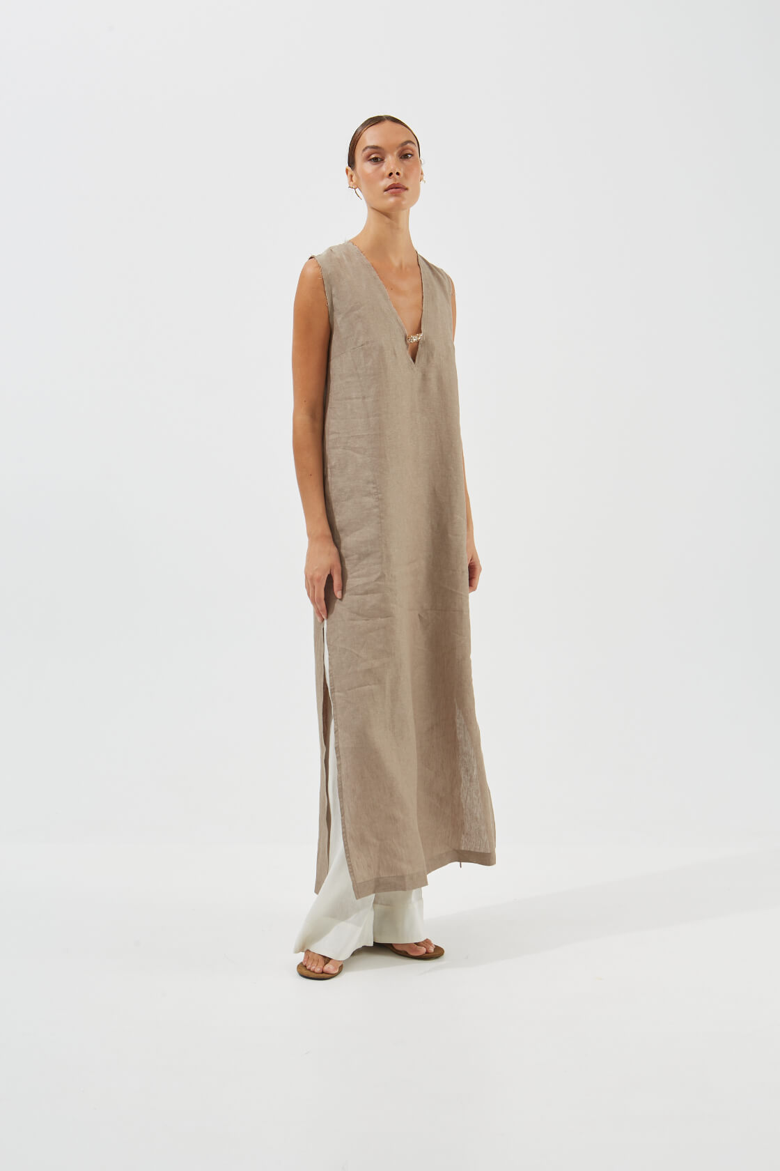 Violet linen maxi V-neck dress