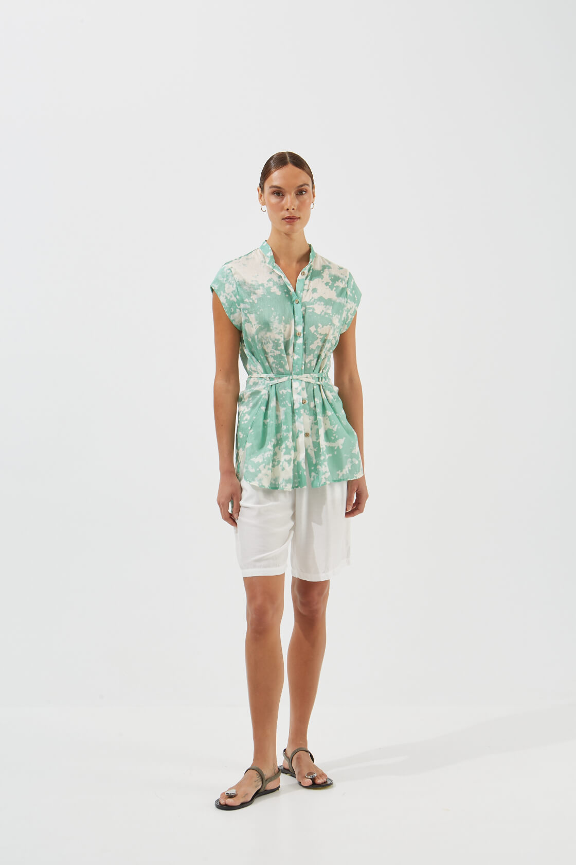 short sleeves printed shirt